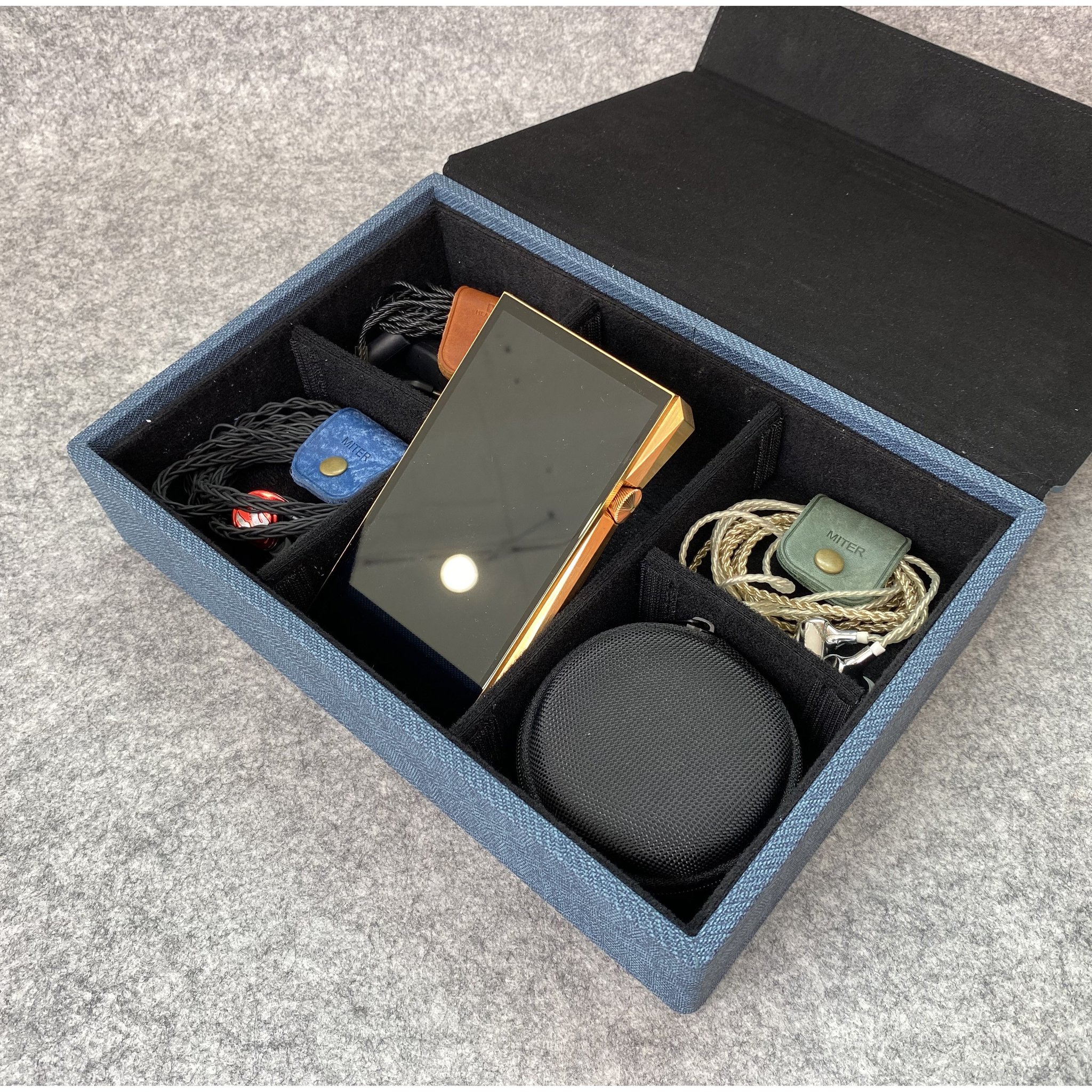 미테르 멀티 이어폰 DAP 플레이어 케이스 6구, 인디고 블루, 6-Earphone Indigo Blue Case 상세 이미지 1